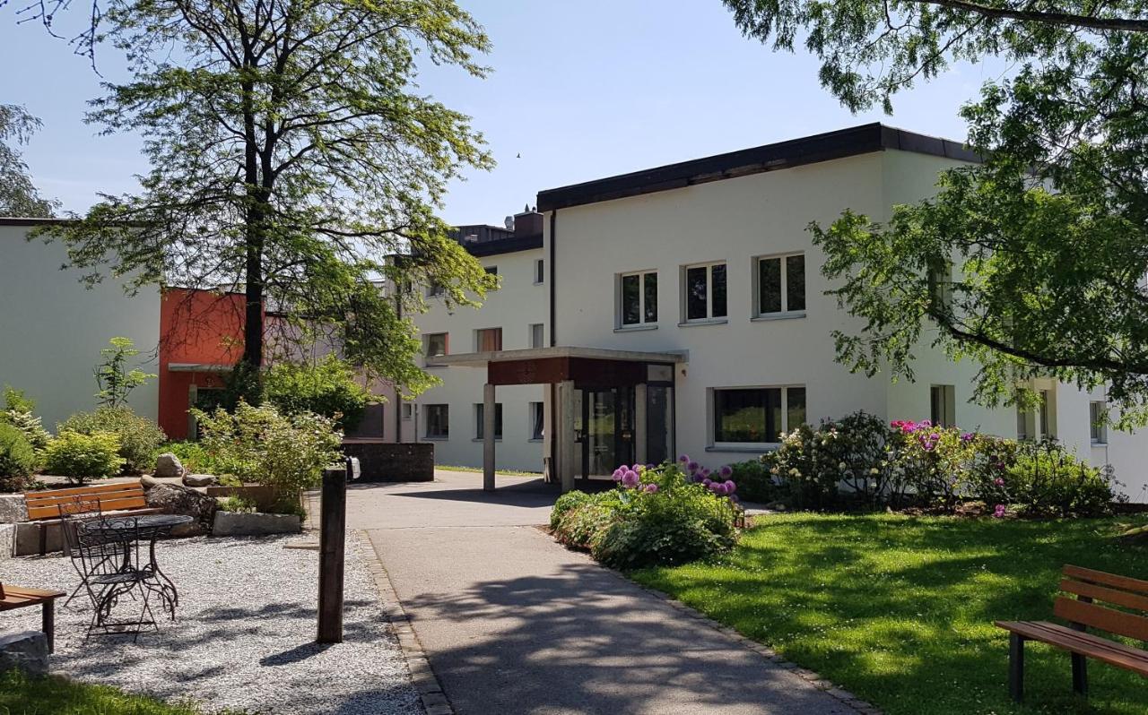 Le Domaine Hotel Villars-Sur-Glane Exterior photo